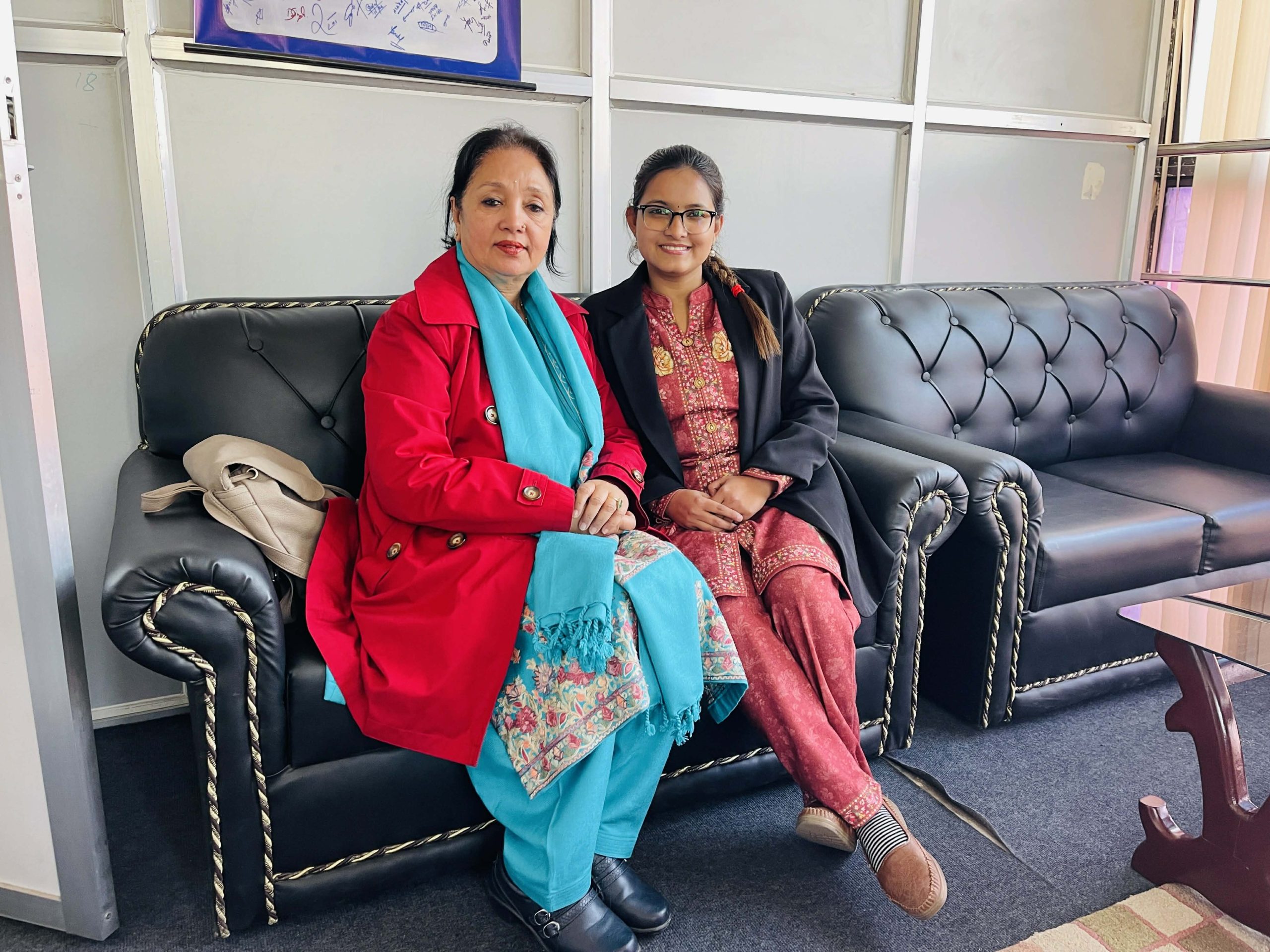 जेनजी नेतृ जस्मिन ओझाले दिइन् आयाेगमा बयान, के भनिन् ?